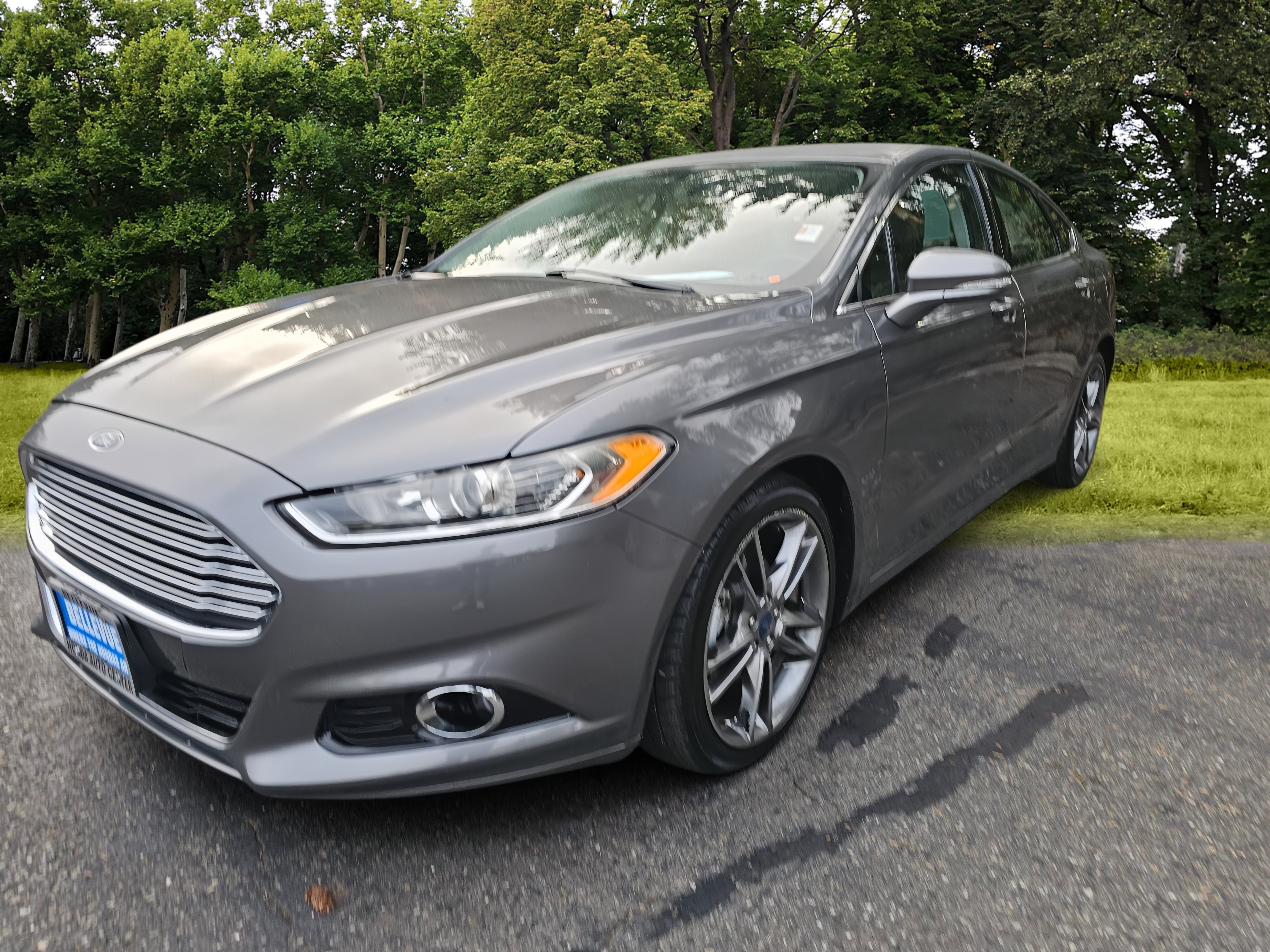 Used 2014 Ford Fusion Titanium FWD image 3