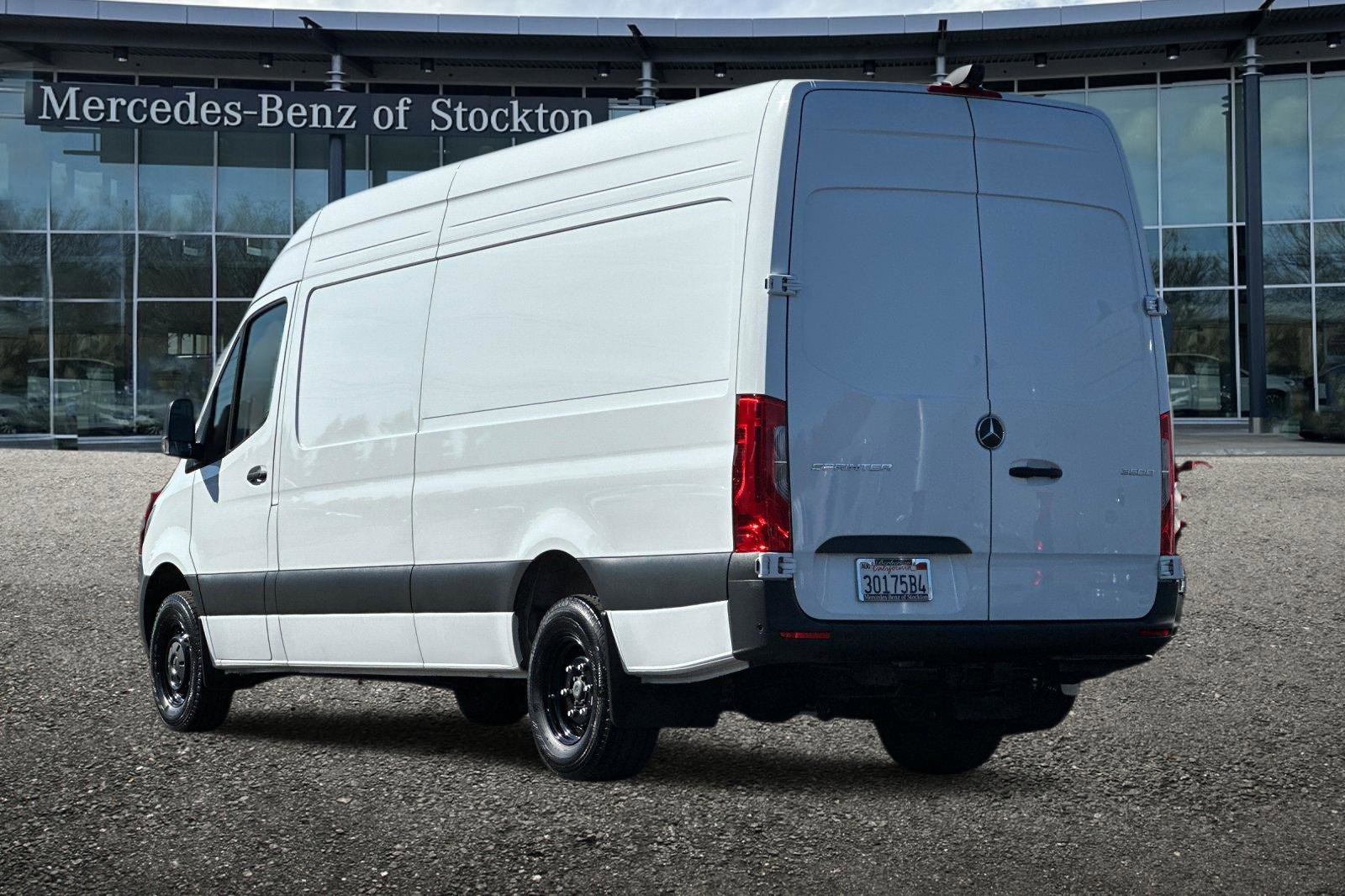 Used 2025 Mercedes-Benz Sprinter 3500 image 6