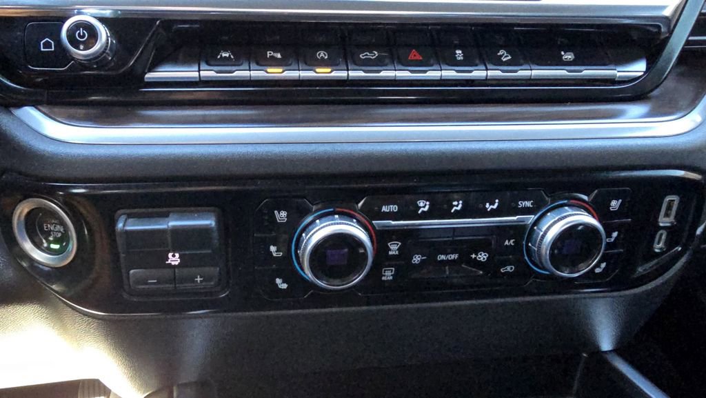 Used 2022 GMC Sierra 1500 SLT w/ SLT Premium Plus Package image 24