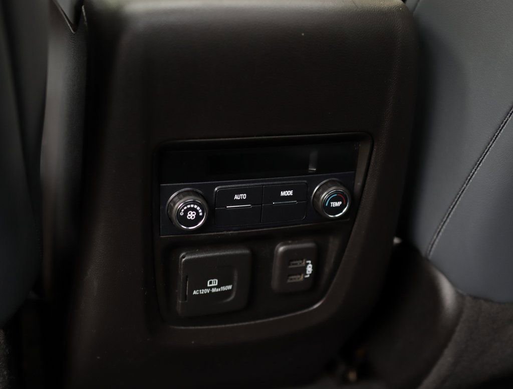 Used 2022 Buick Enclave Essence w/ Experience Buick Package image 28