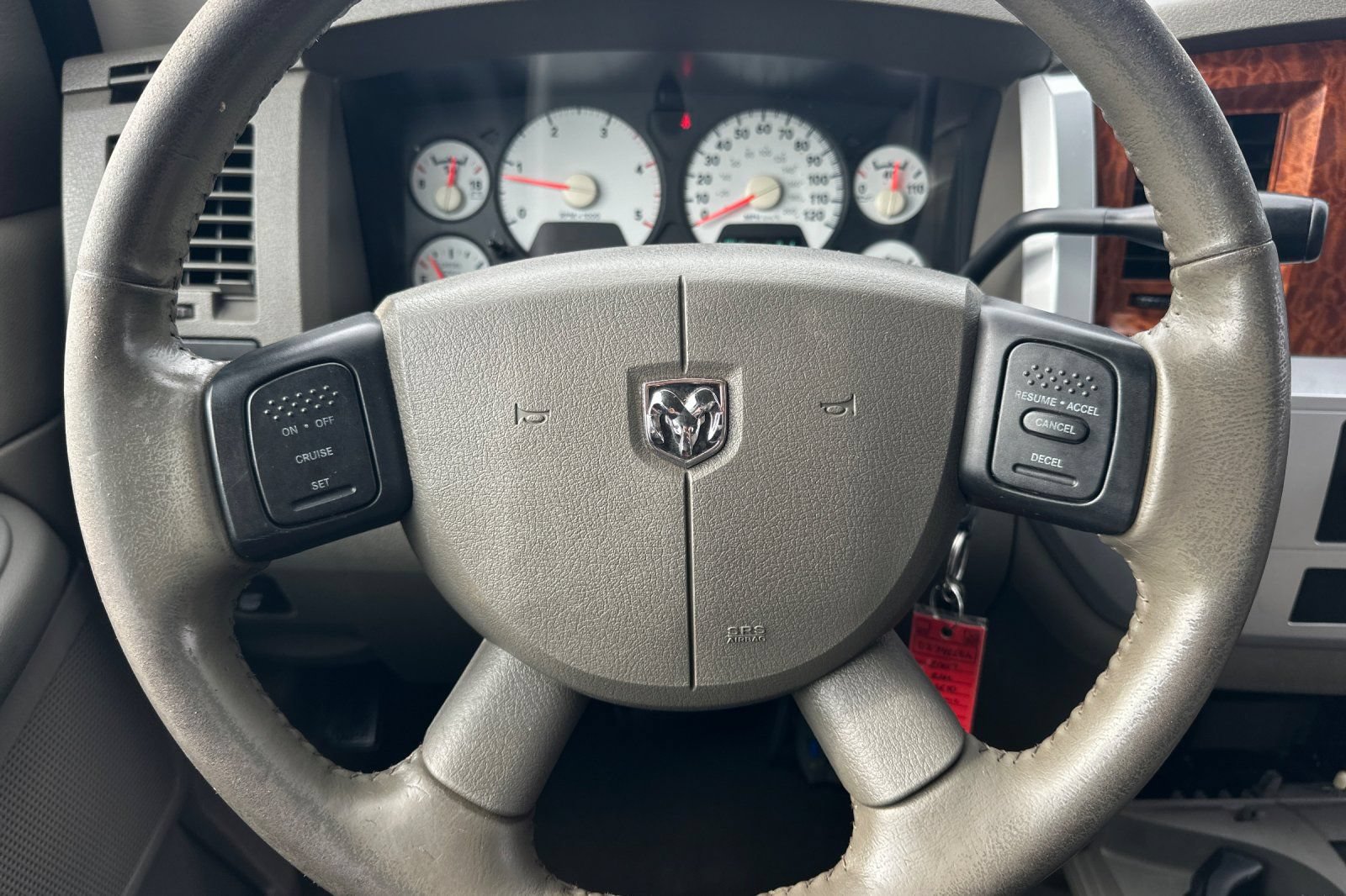 Used 2007 Dodge Ram 2500 Truck Laramie AWD/4WD image 21