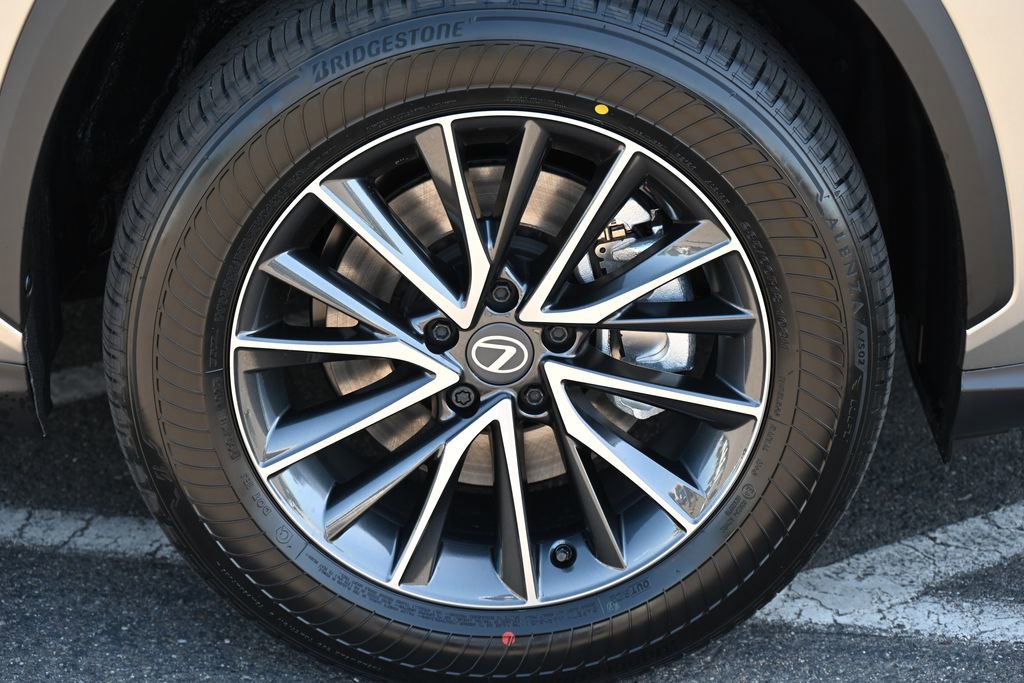 New 2026 Lexus NX 350h AWD w/ Premium Package image 6