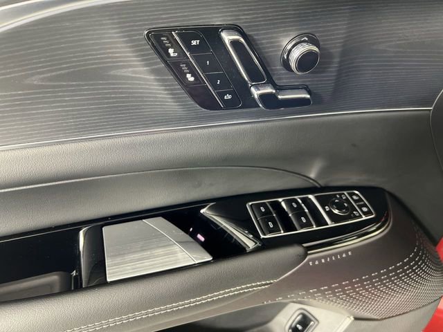 Certified 2025 Cadillac Lyriq Luxury RWD image 24