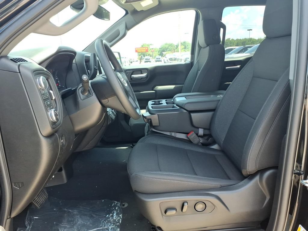 New 2026 GMC Sierra 1500 Pro w/ Graphite Edition AWD/4WD image 11