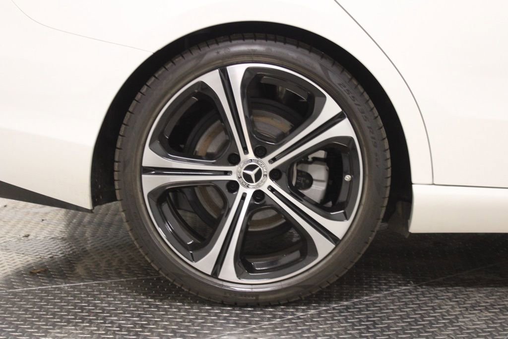 Used 2022 Mercedes-Benz C 300 Sedan w/ Exclusive Trim Package image 12