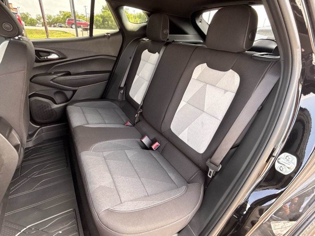New 2026 Chevrolet Trax RS FWD image 19