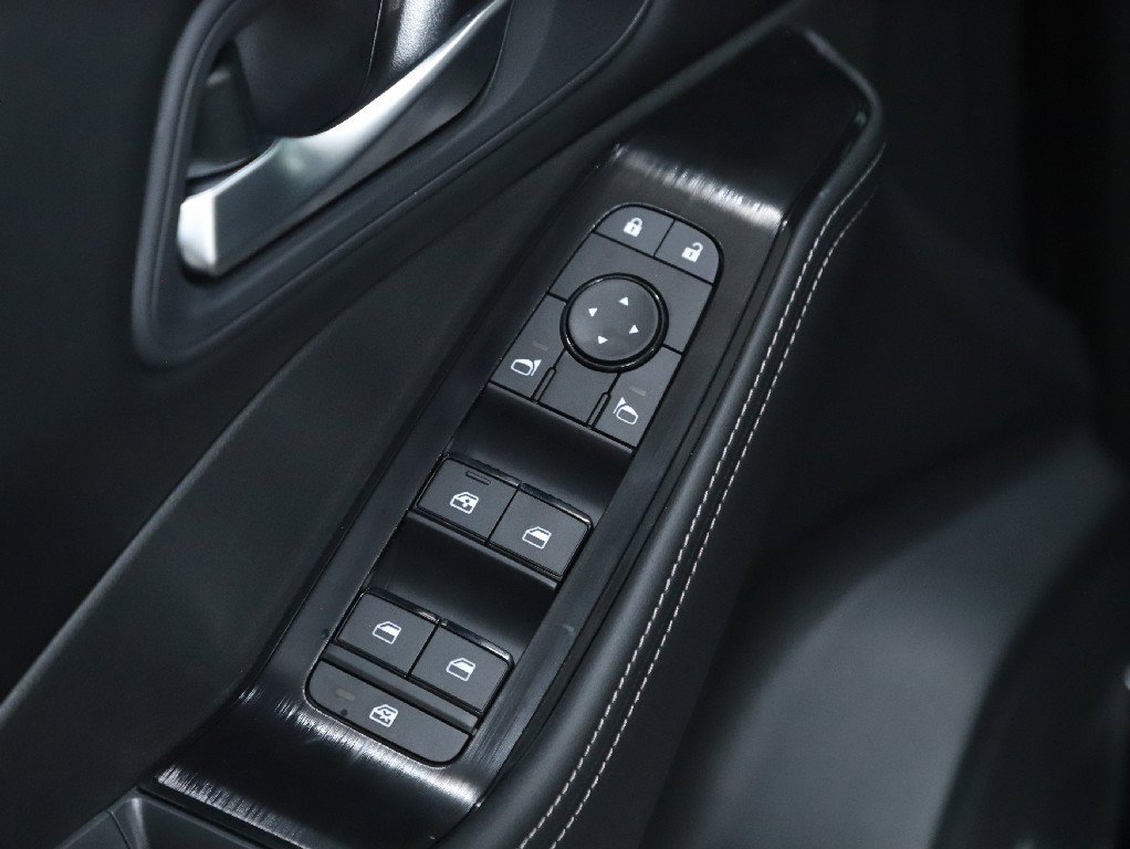 Certified 2026 Nissan Rogue SV image 16