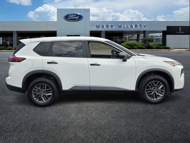 Used 2024 Nissan Rogue S image 6
