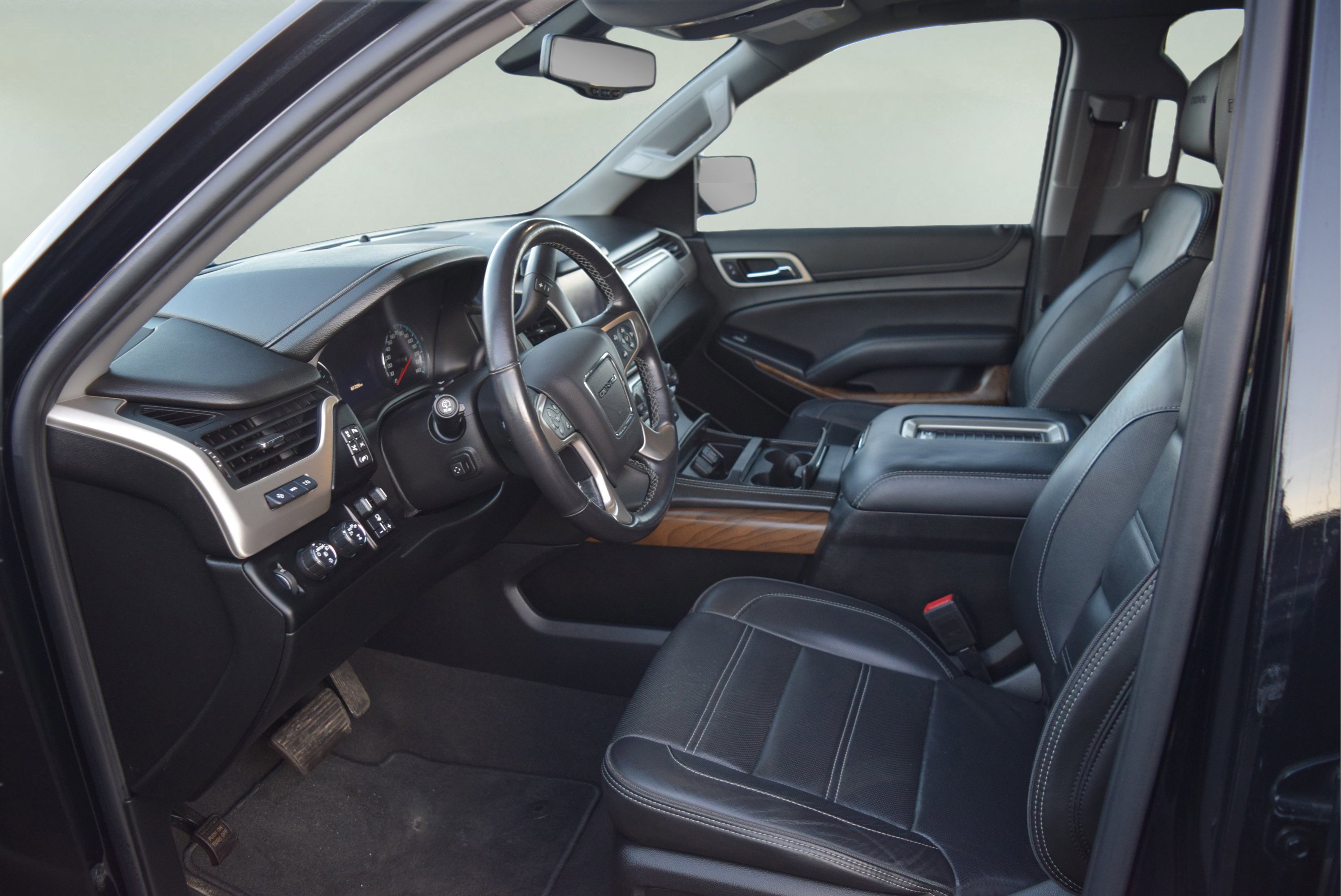 Used 2020 GMC Yukon XL Denali w/ Denali Ultimate Package image 13