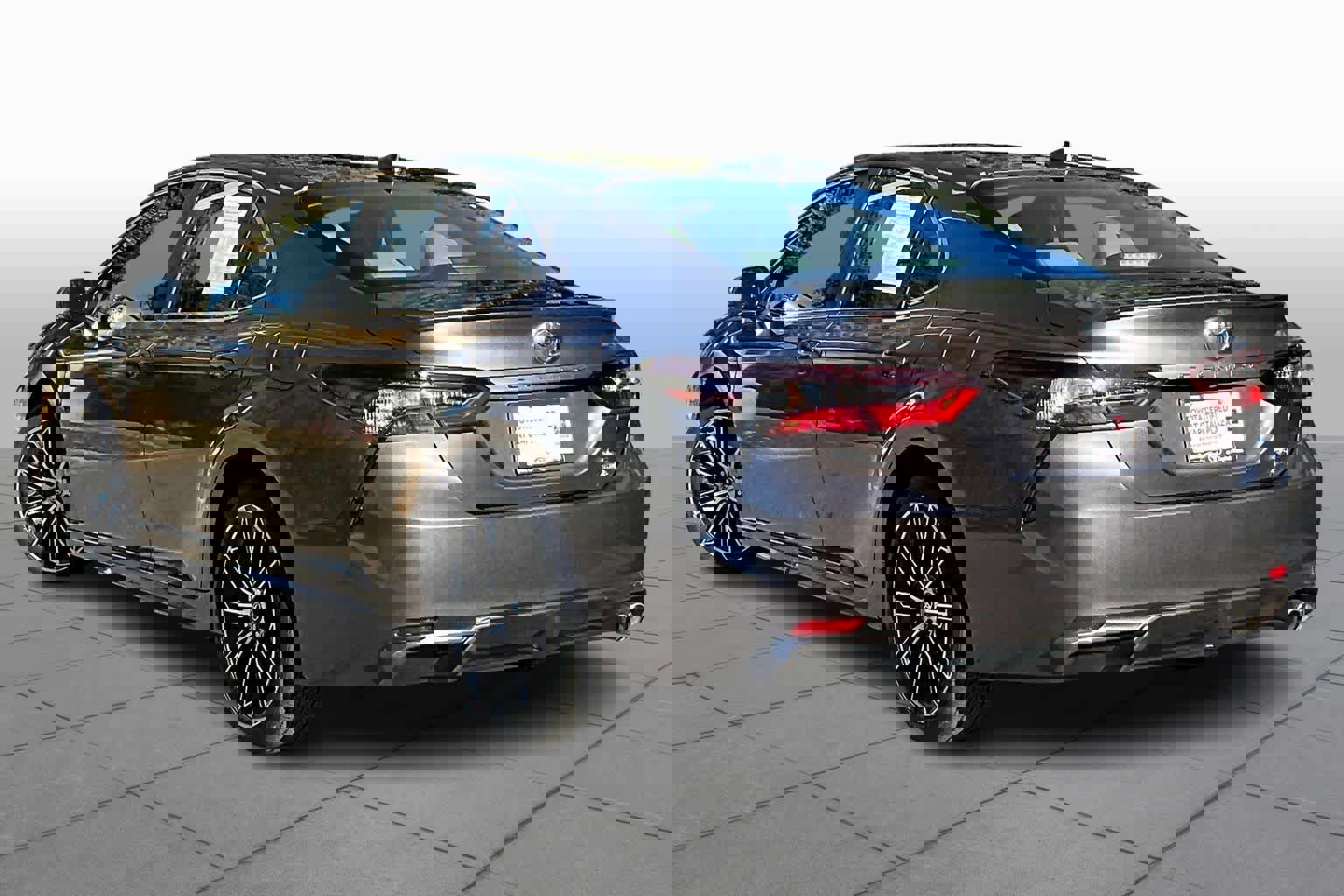 Used 2023 Toyota Camry SE image 10