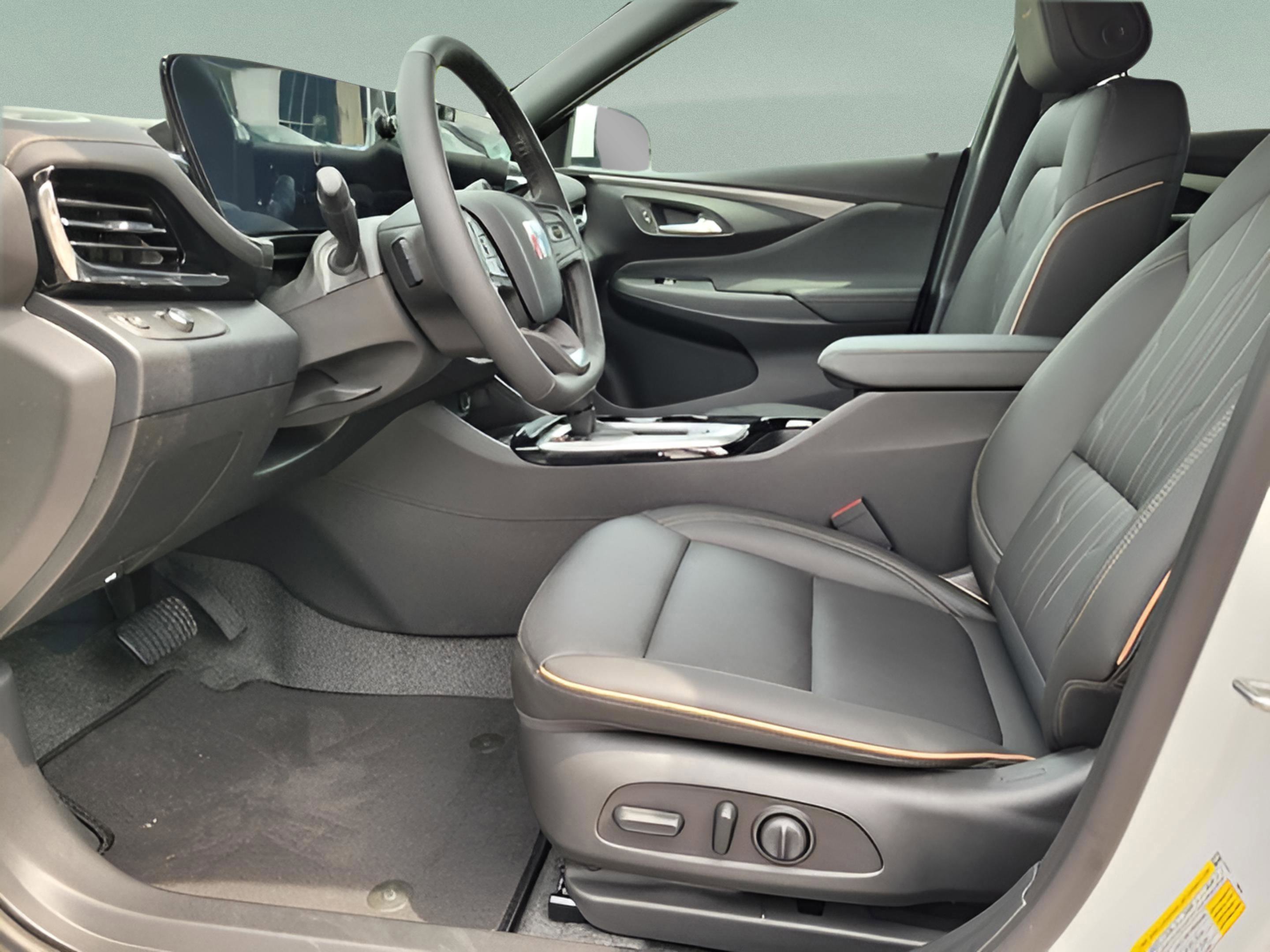 New 2025 Buick Envista Avenir image 24