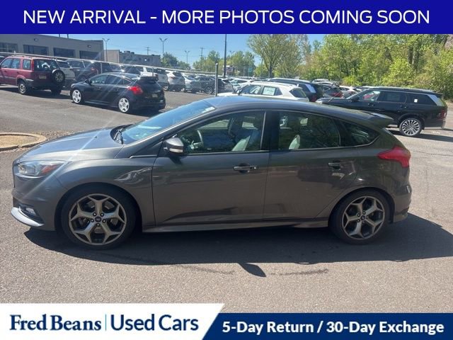 Used 2018 Ford Focus ST FWD image 6