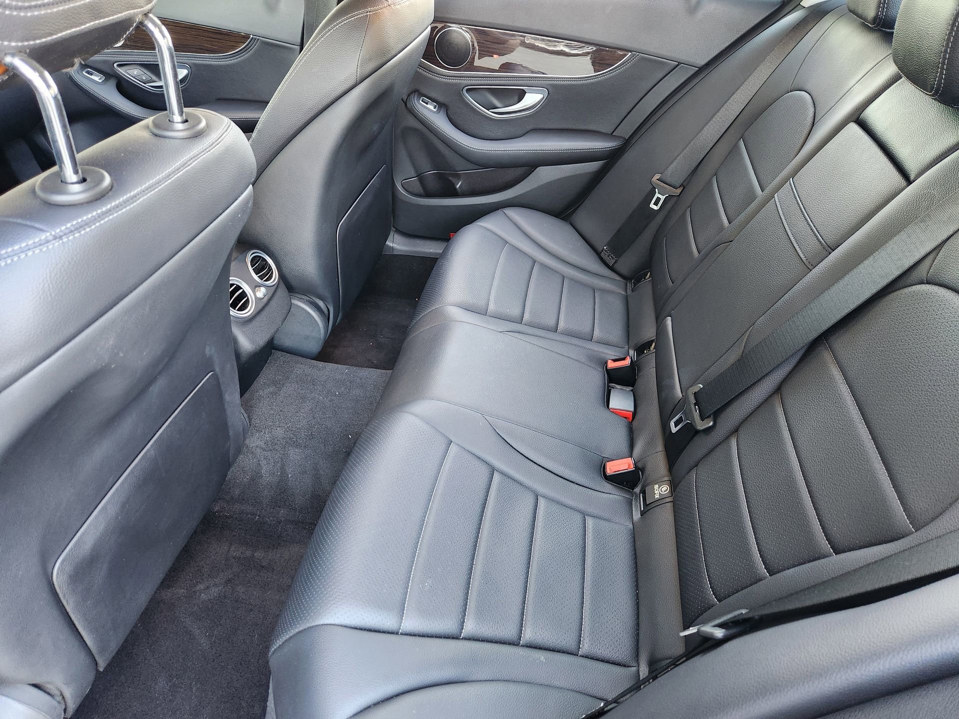 Used 2015 Mercedes-Benz C 300 C 300 image 29