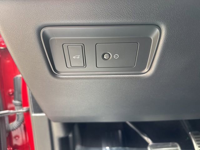 Used 2021 Land Rover Range Rover Sport HST image 15