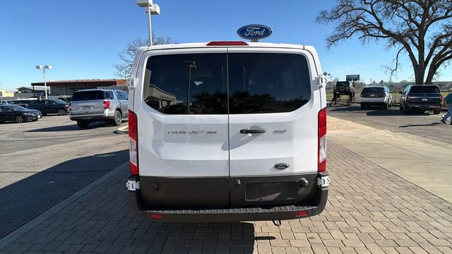 Used 2024 Ford Transit 350 XLT image 4