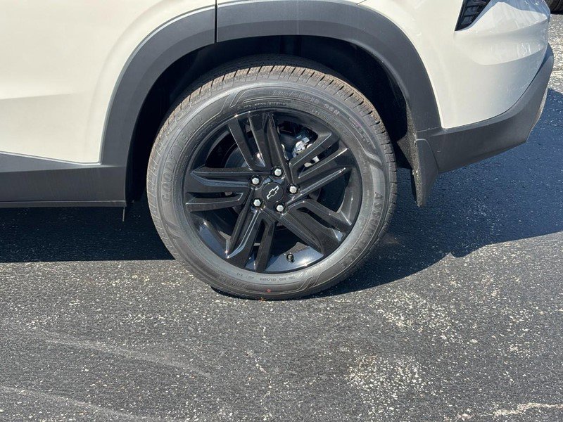 New 2026 Chevrolet Trax ACTIV w/ Sunroof Package image 4