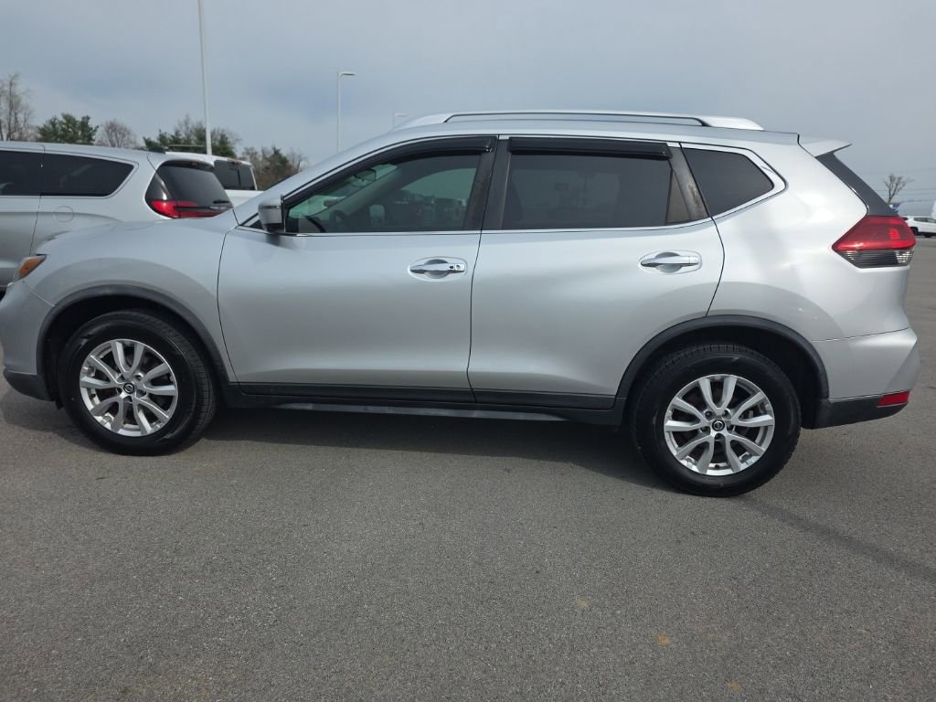 Used 2018 Nissan Rogue SV w/ Premium Package AWD/4WD image 8