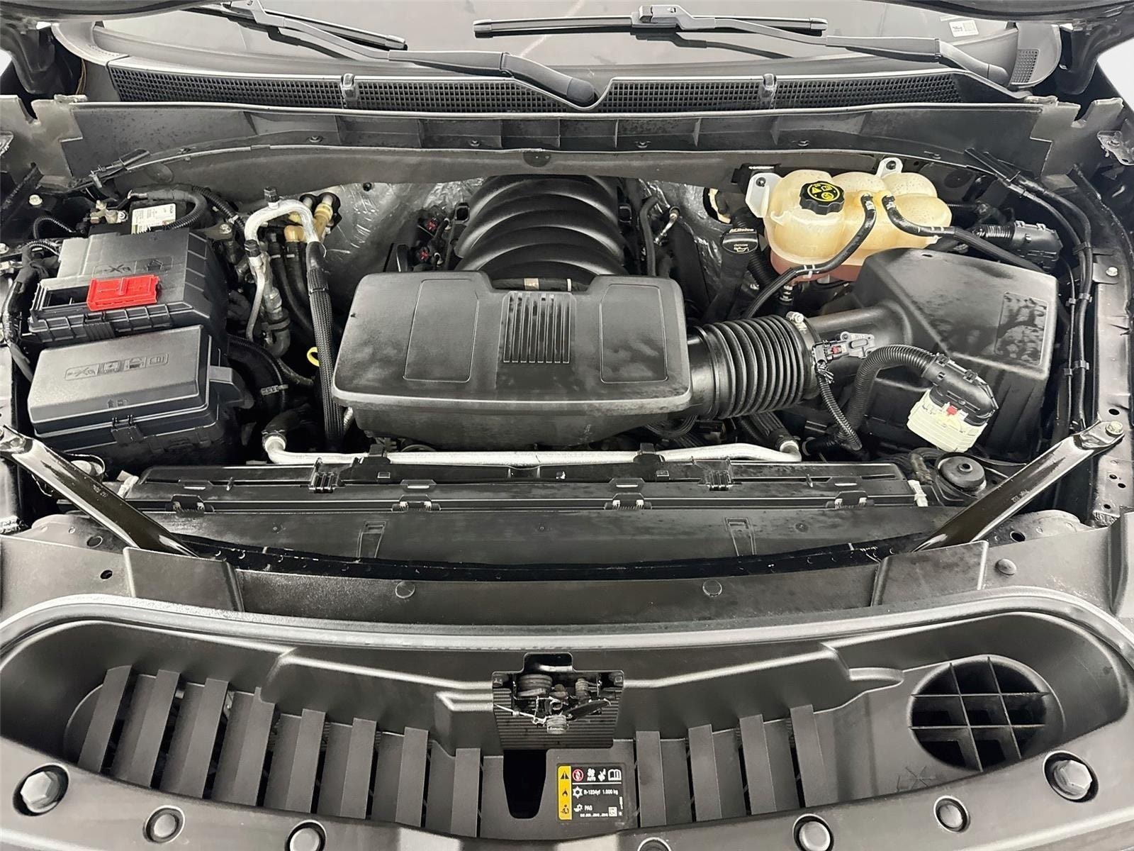 Used 2023 Cadillac Escalade Premium Luxury RWD image 34