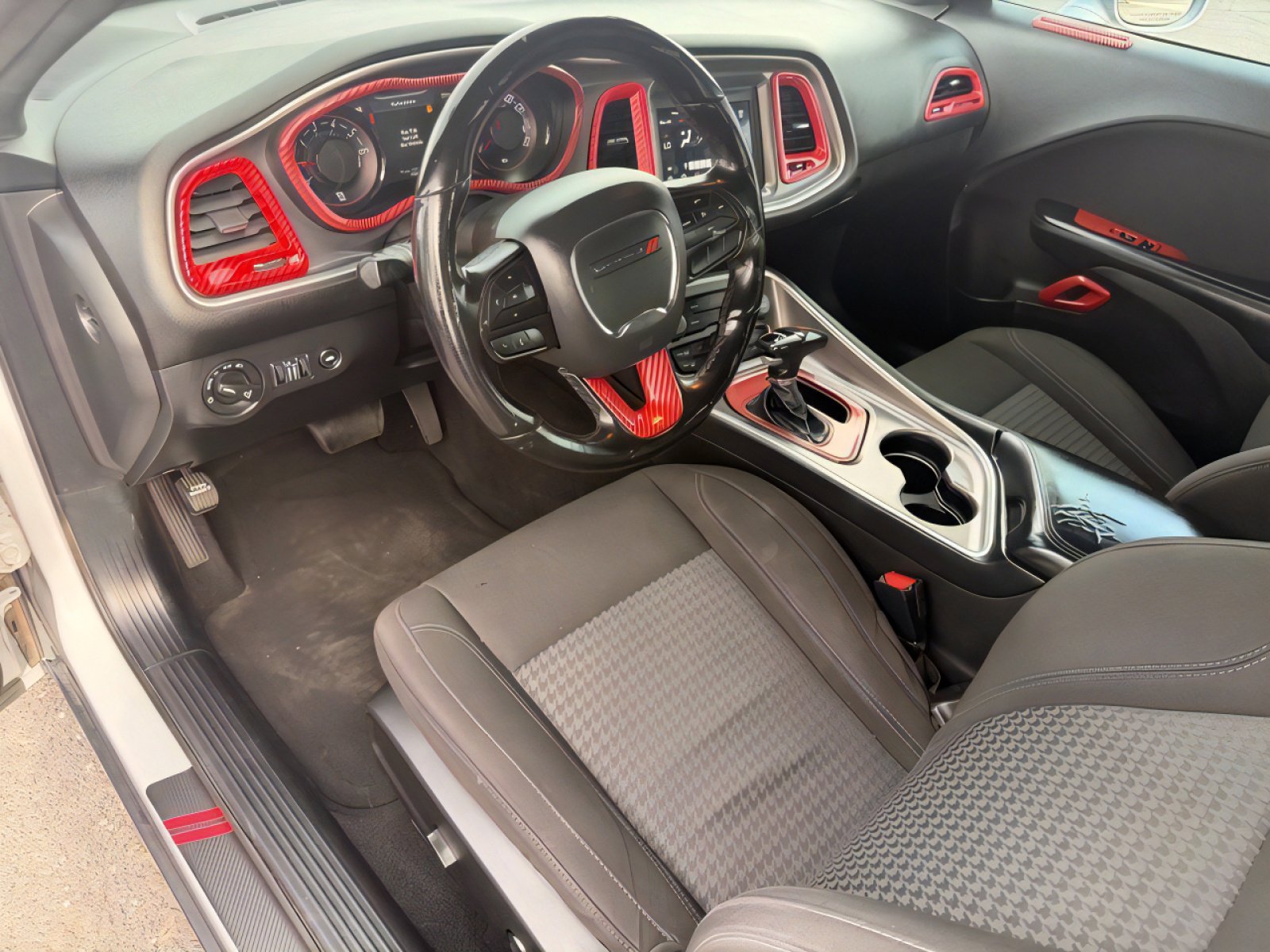 Used 2021 Dodge Challenger SXT w/ Blacktop Package image 14