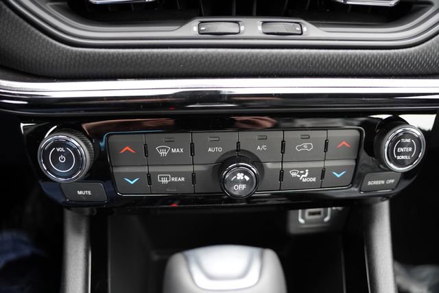 New 2026 Jeep Compass Altitude image 13