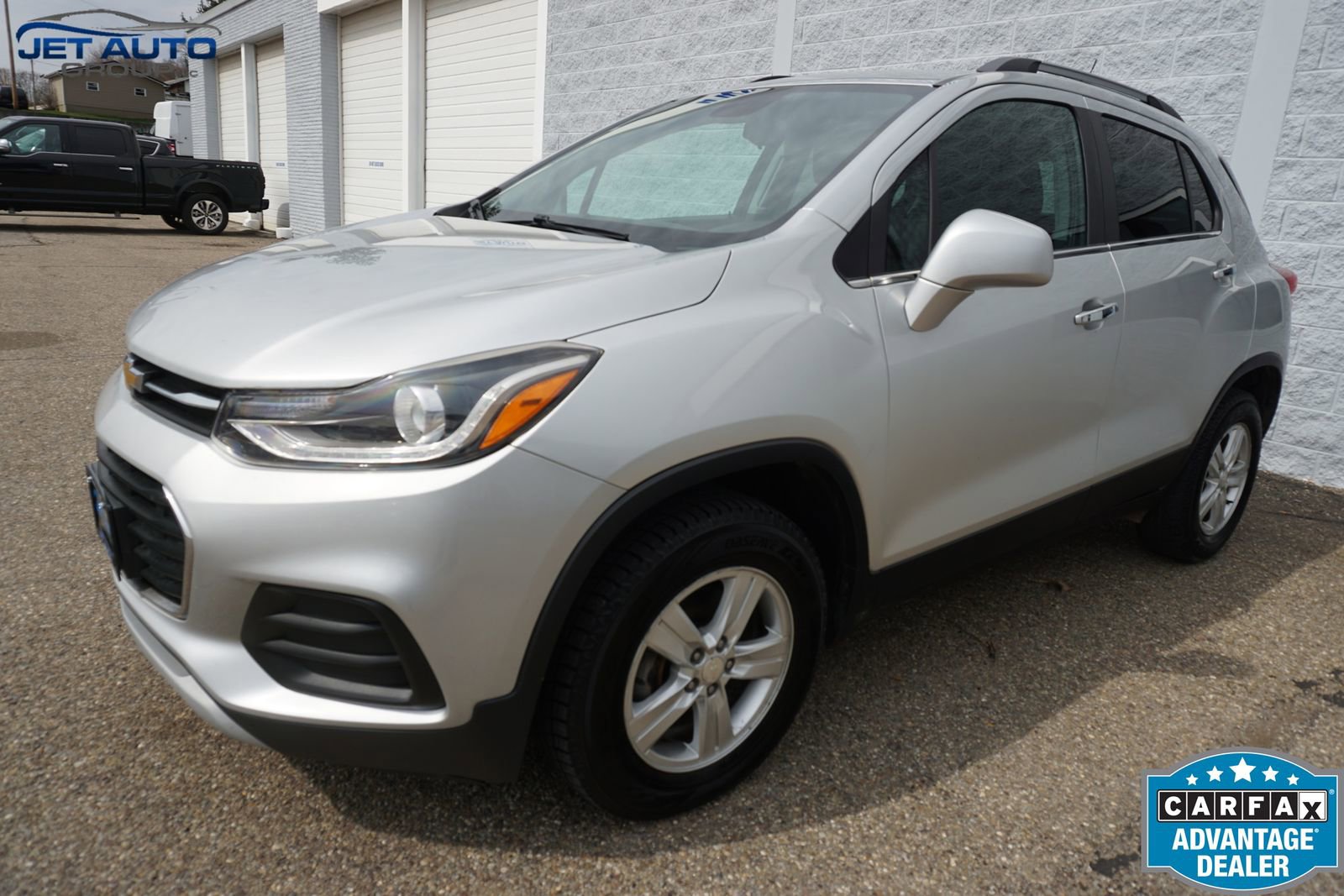 Used 2020 Chevrolet Trax LT w/ LT Convenience Package image 3