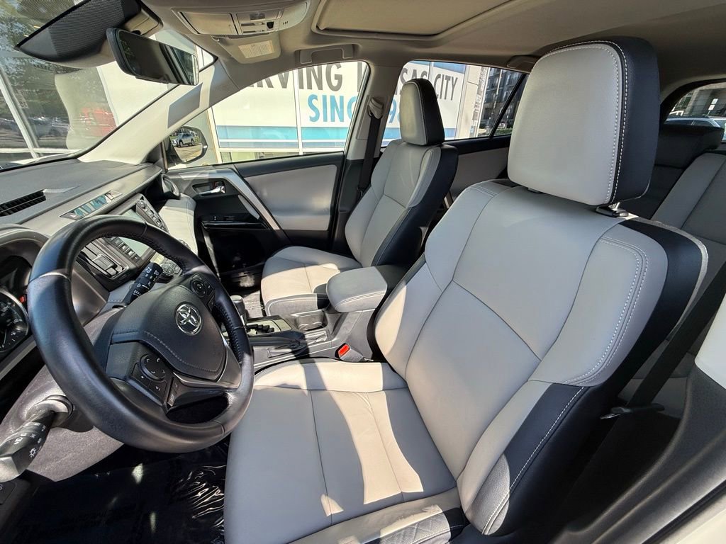 Used 2017 Toyota RAV4 Limited w/ Protection Package image 8