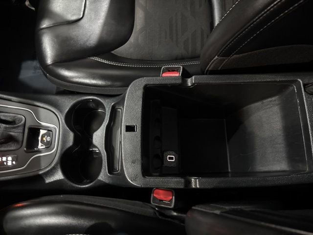 Used 2022 Jeep Cherokee Latitude w/ Sun & Sound Group image 27