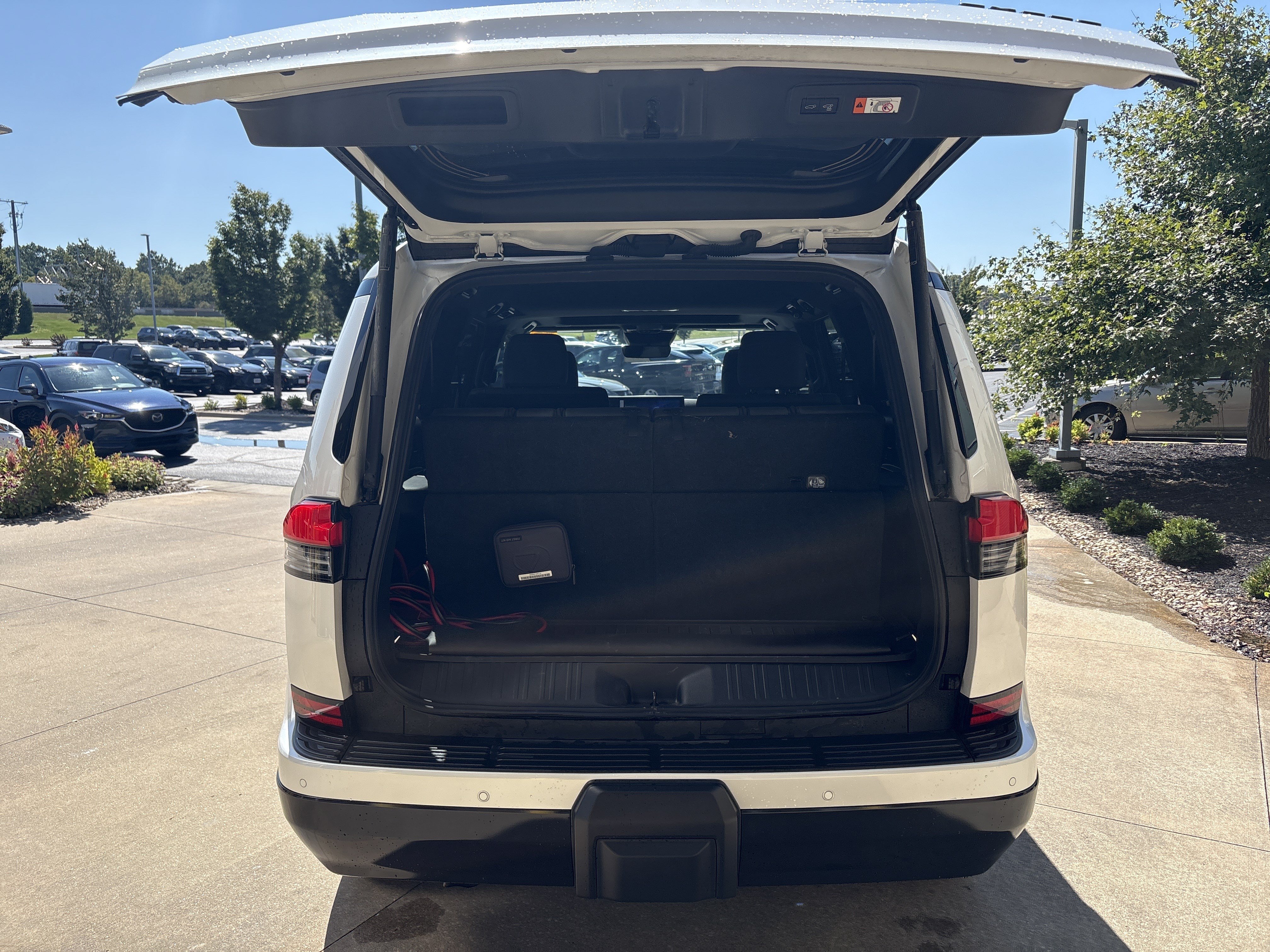Used 2024 Lexus GX 550 w/ Accessory Package (2T) AWD/4WD image 15