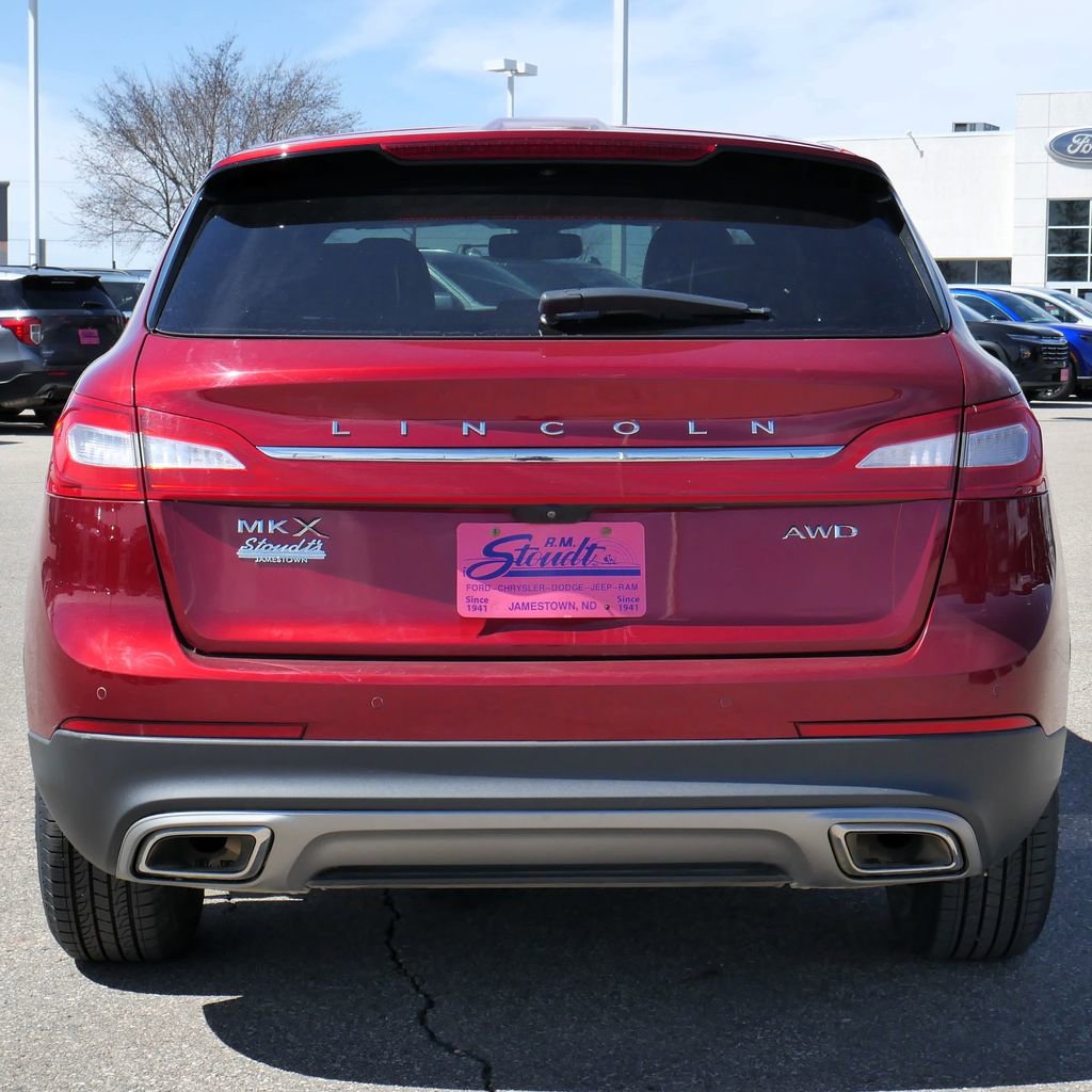 Used 2018 Lincoln MKX Select w/ Select Plus Package AWD/4WD image 10