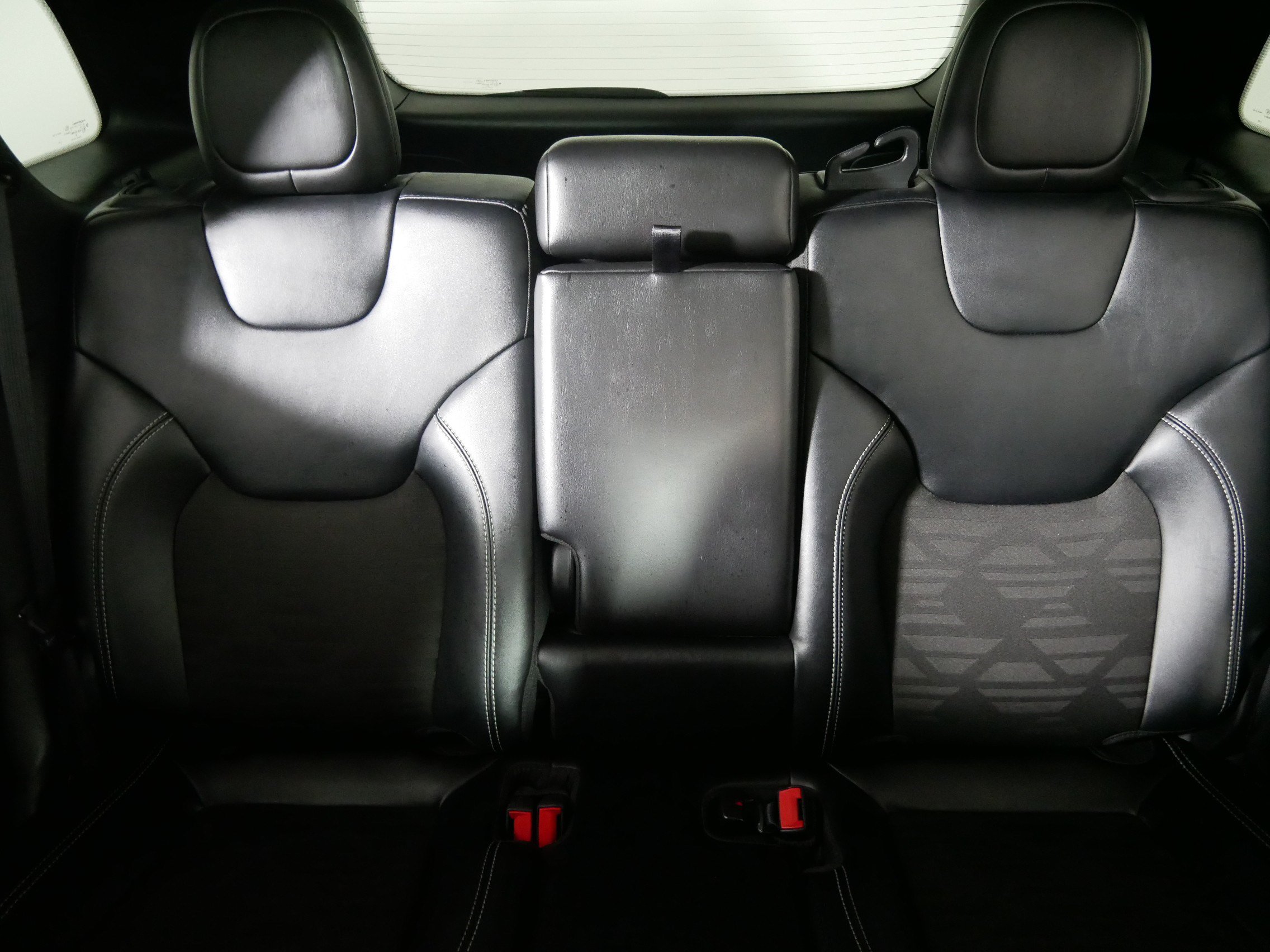 Used 2022 Jeep Cherokee Latitude w/ Sun & Sound Group AWD/4WD image 13