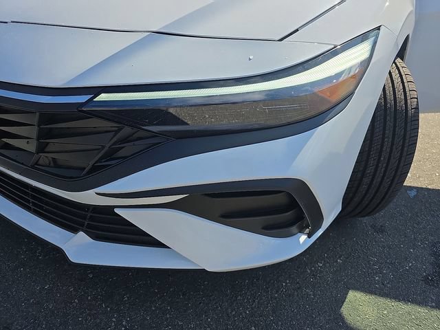 Certified 2026 Hyundai Elantra Sport FWD image 41