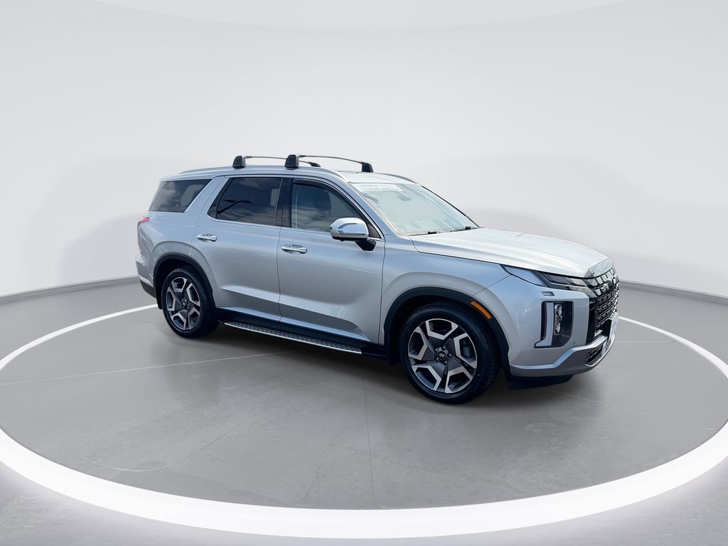 Used 2024 Hyundai Palisade SEL w/ Premium Package AWD/4WD image 2