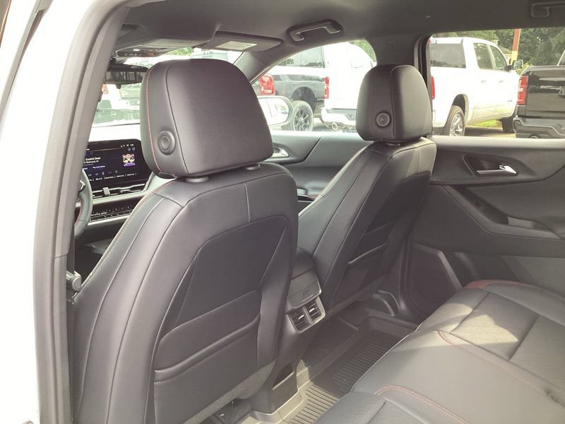 New 2027 Chevrolet Equinox RS AWD/4WD image 21