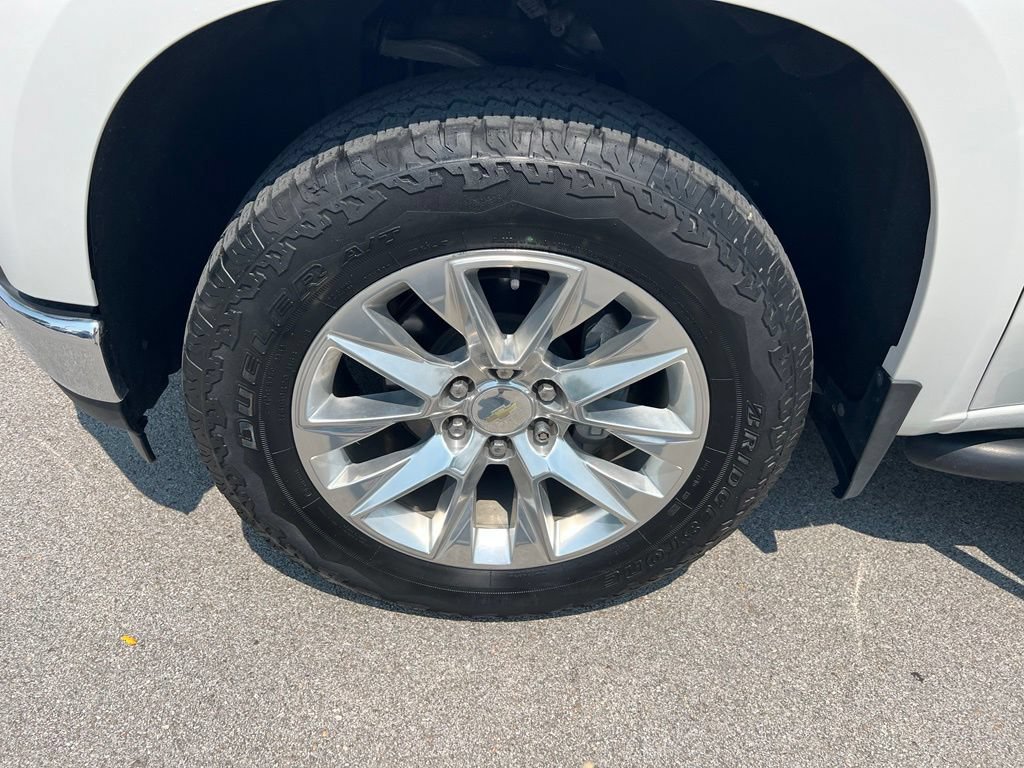 Used 2020 Chevrolet Silverado 1500 LTZ AWD/4WD image 14