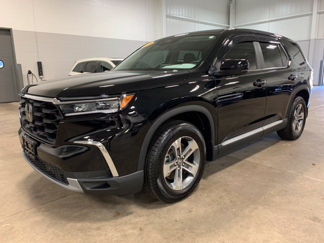 Used 2025 Honda Pilot EX-L image 7