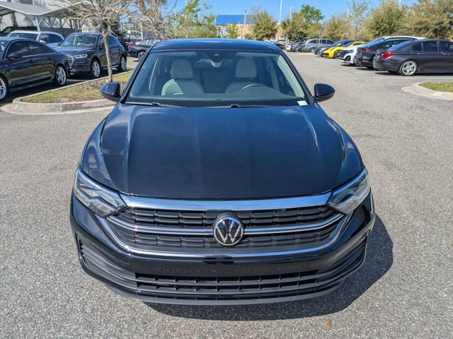 Used 2023 Volkswagen Jetta SE FWD image 7