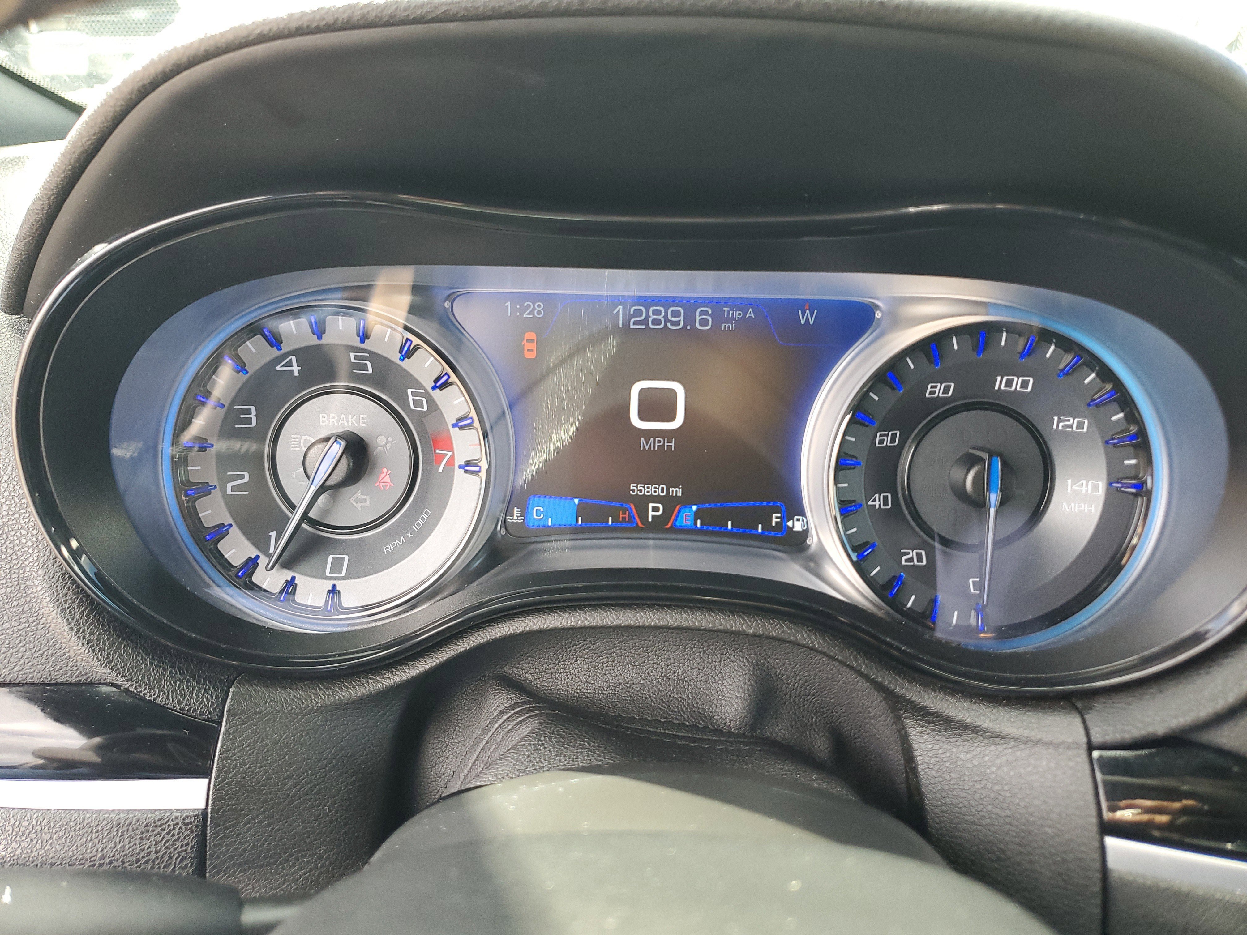 Used 2023 Chrysler 300 S image 31