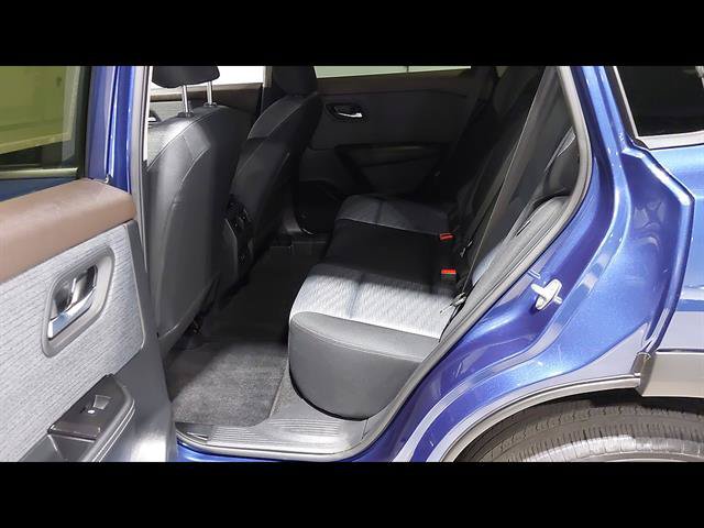 Used 2023 Nissan Rogue SV AWD/4WD image 21