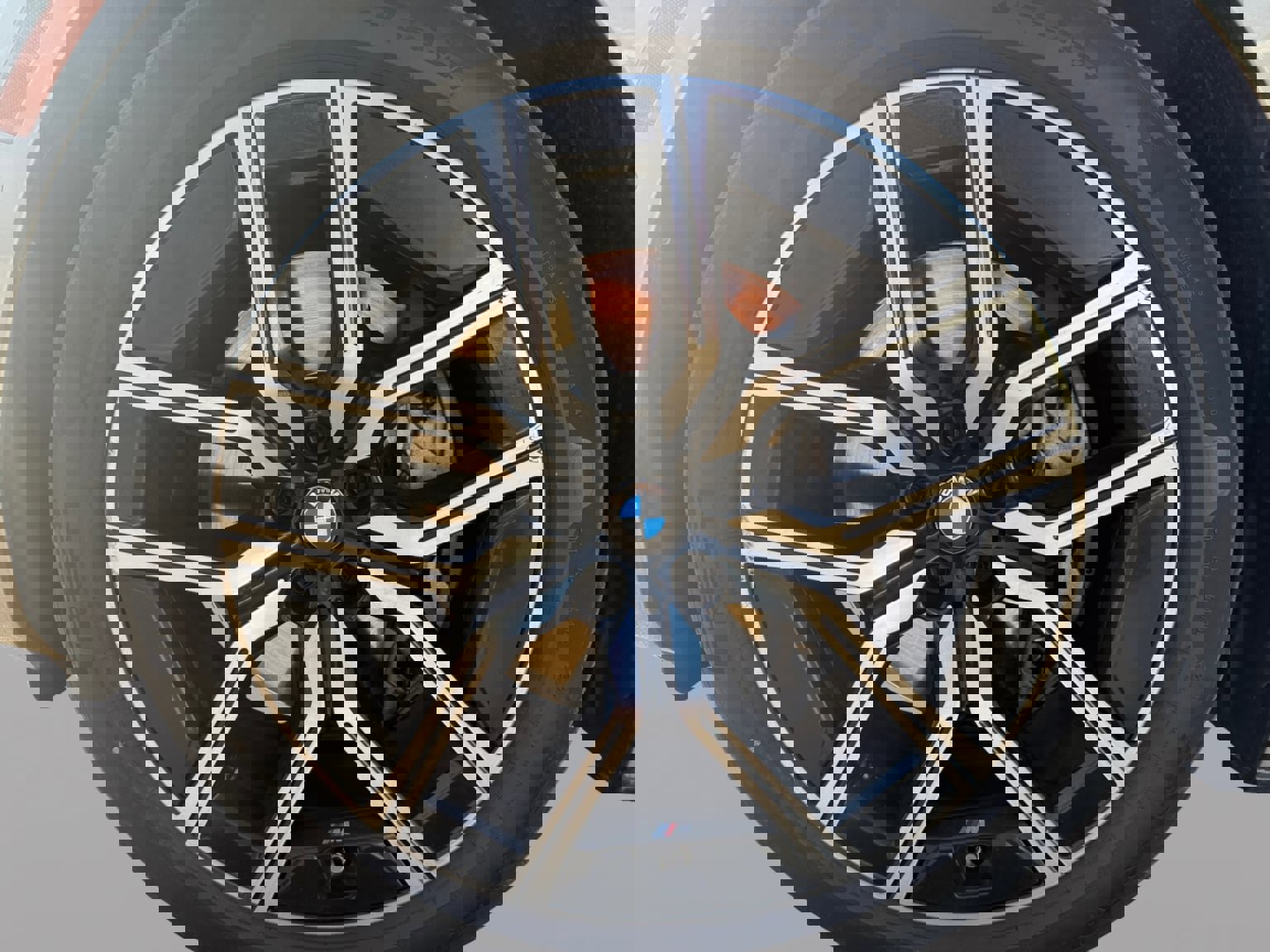 Used 2023 BMW 740i RWD image 9