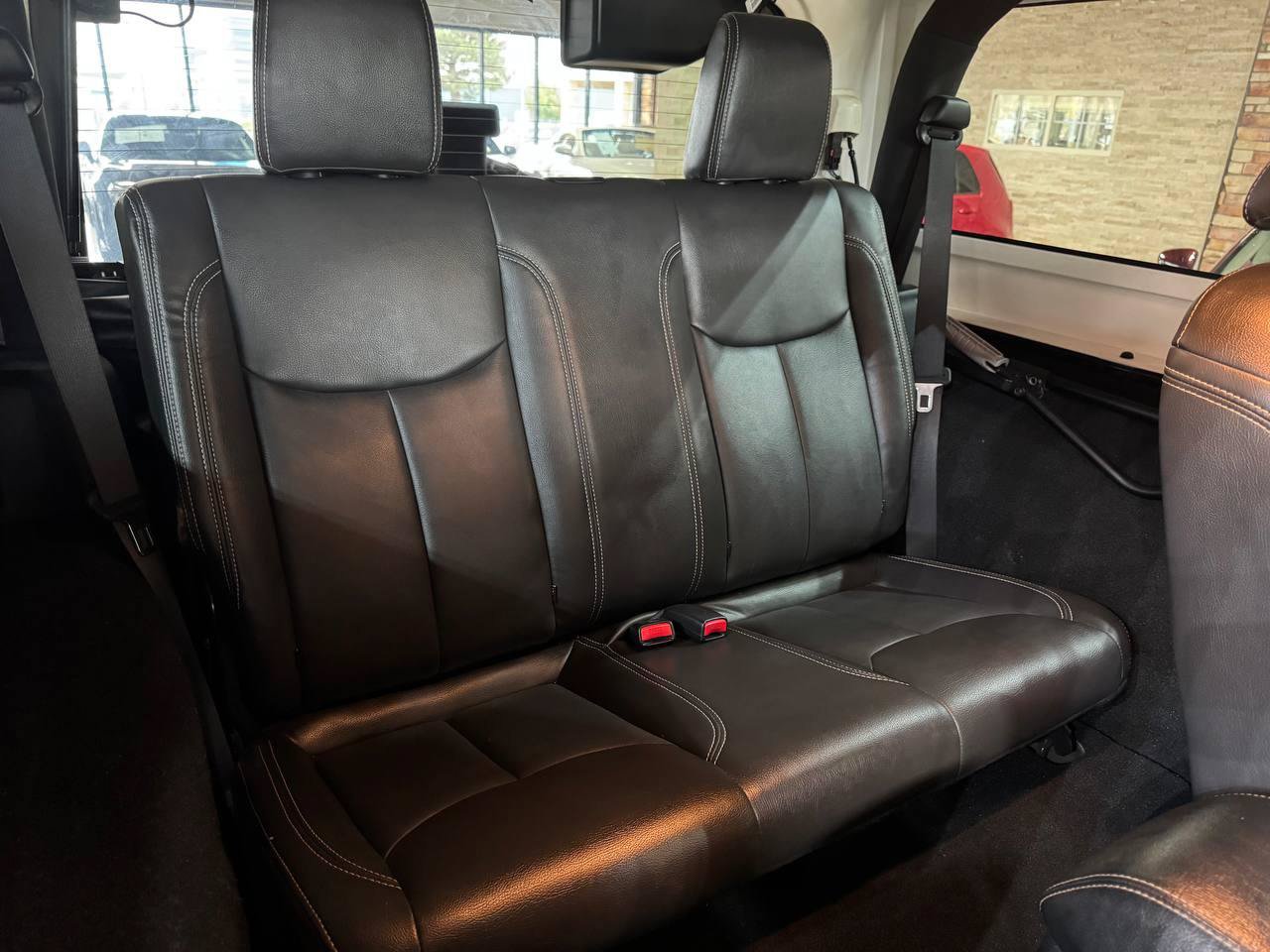 Used 2018 Jeep Wrangler Sport AWD/4WD image 11
