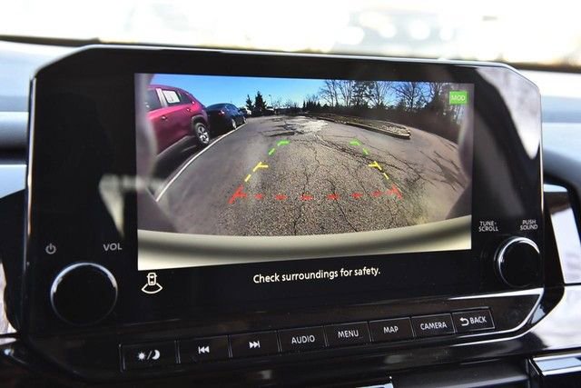 Certified 2025 Nissan Pathfinder SL w/ SL Premium Package image 15