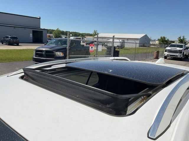 Used 2021 Chevrolet Equinox Premier FWD image 13