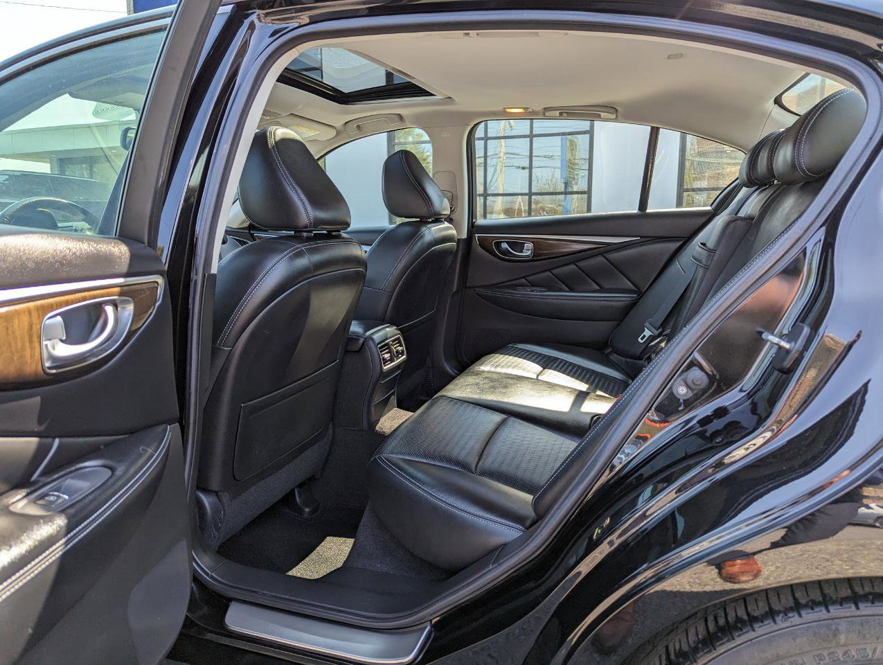 Used 2016 INFINITI Q50 Red Sport 400 image 36