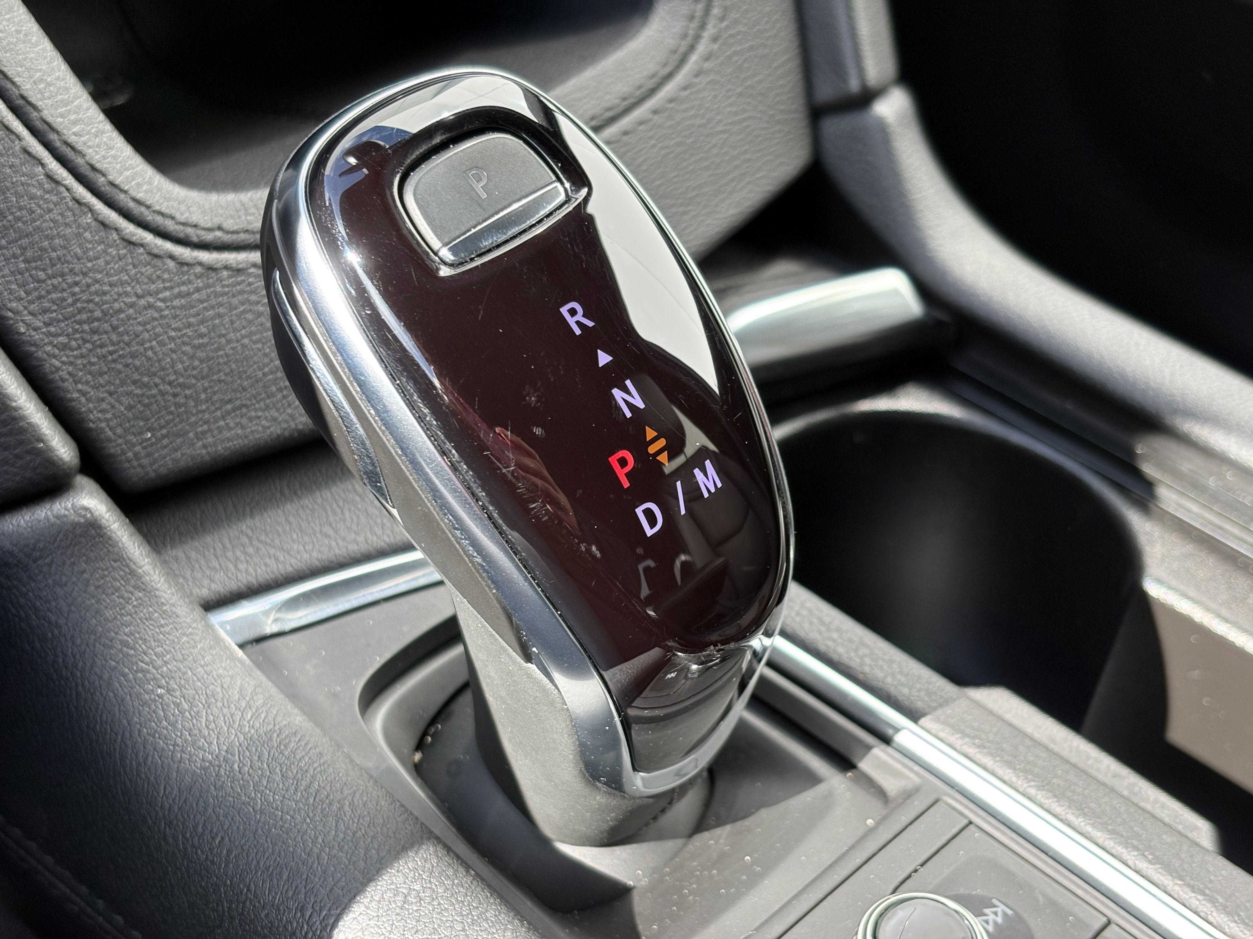 Certified 2025 Cadillac XT6 Premium Luxury AWD/4WD image 26