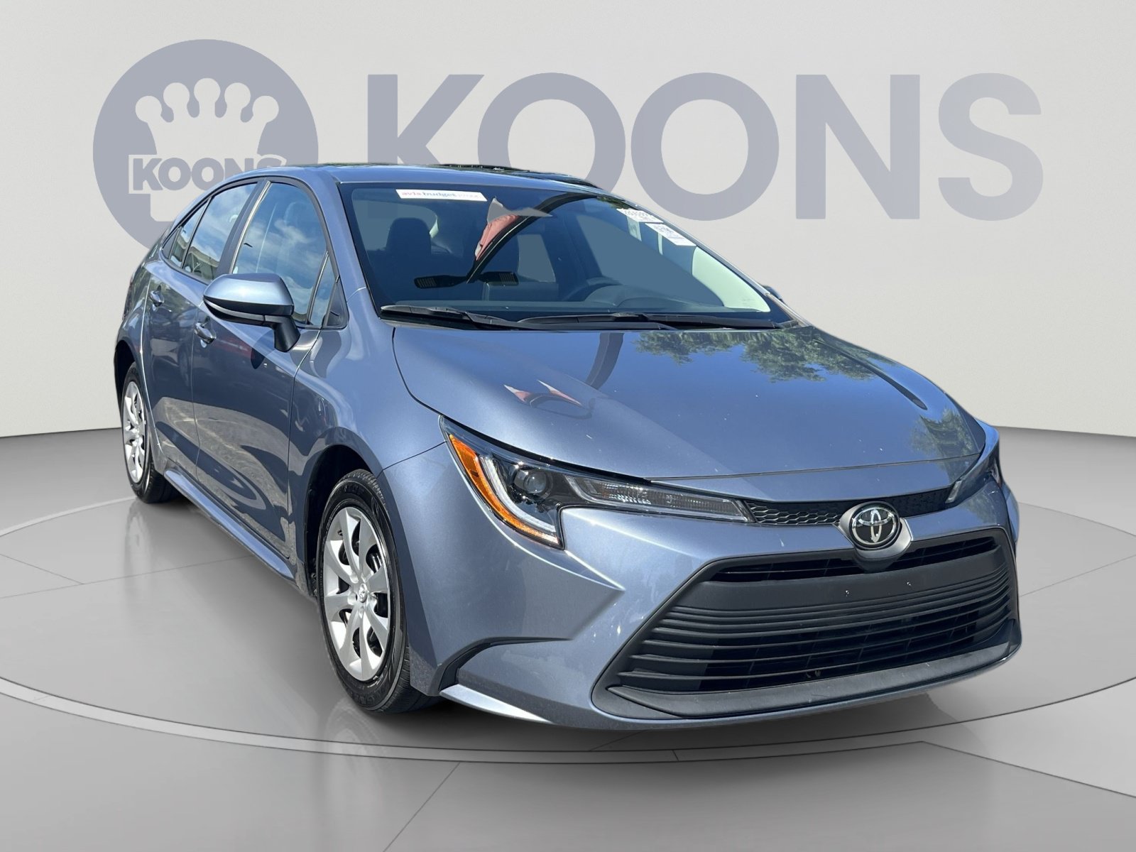 Used 2025 Toyota Corolla LE FWD image 7