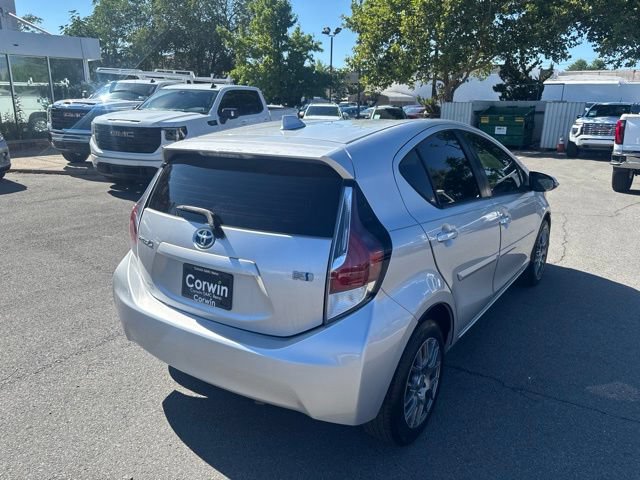 Used 2016 Toyota Prius C Two FWD image 8