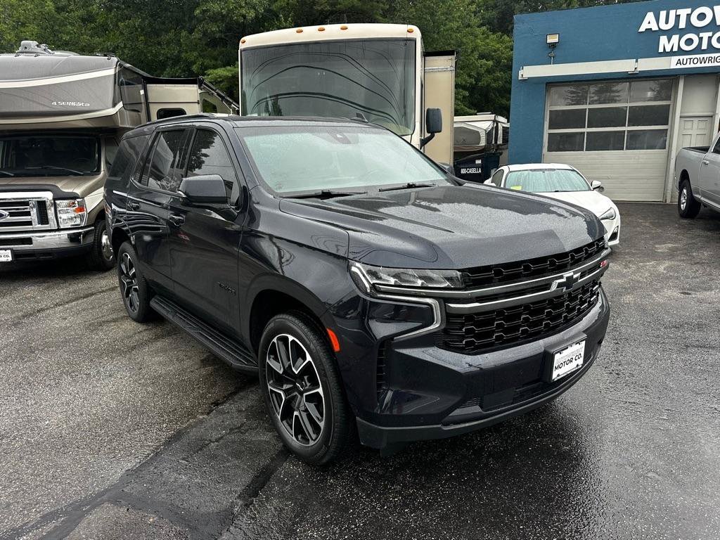 Used 2021 Chevrolet Tahoe RST w/ Luxury Package AWD/4WD image 5