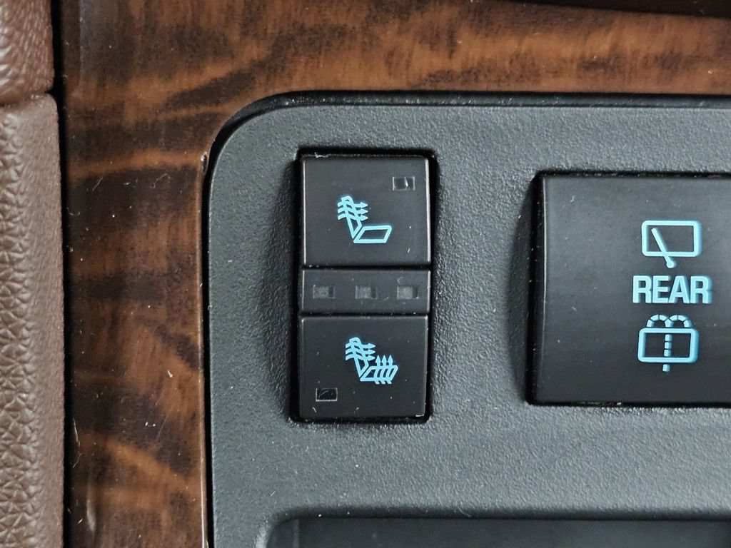 Used 2014 Buick Enclave Leather FWD image 23