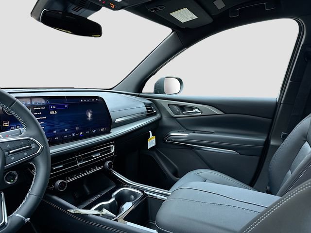 New 2026 Chevrolet Traverse LT image 24