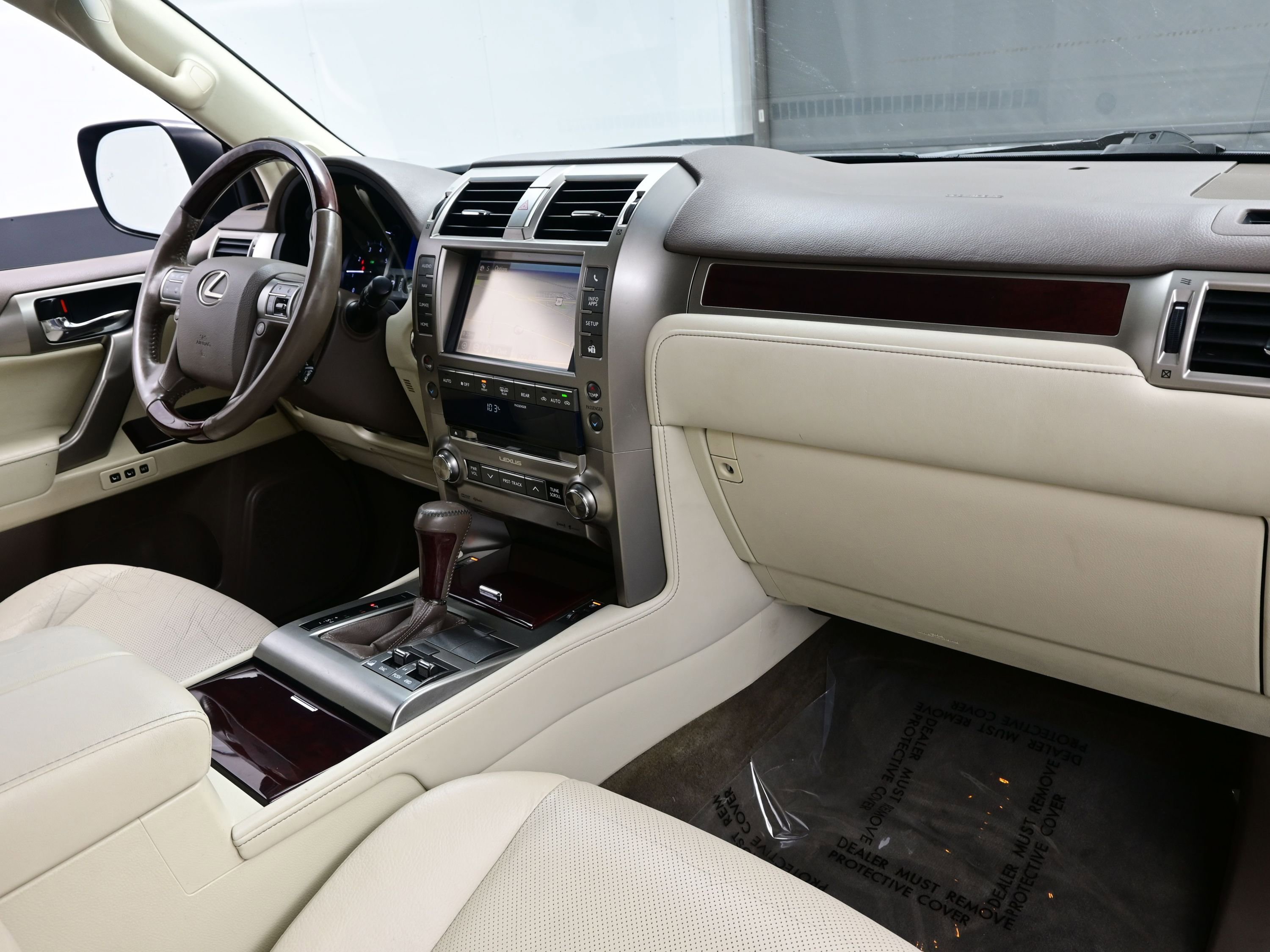 Used 2015 Lexus GX 460 w/ Premium Package image 14